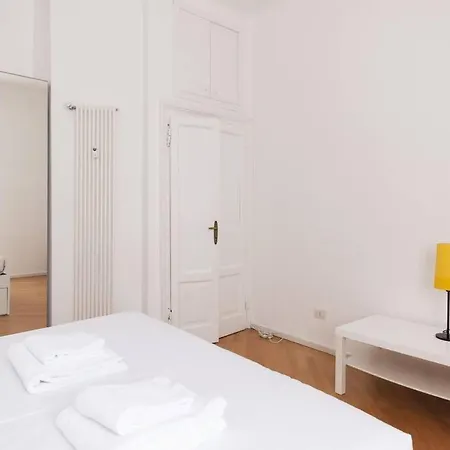 Youhosty - Correggio 55 B Milan